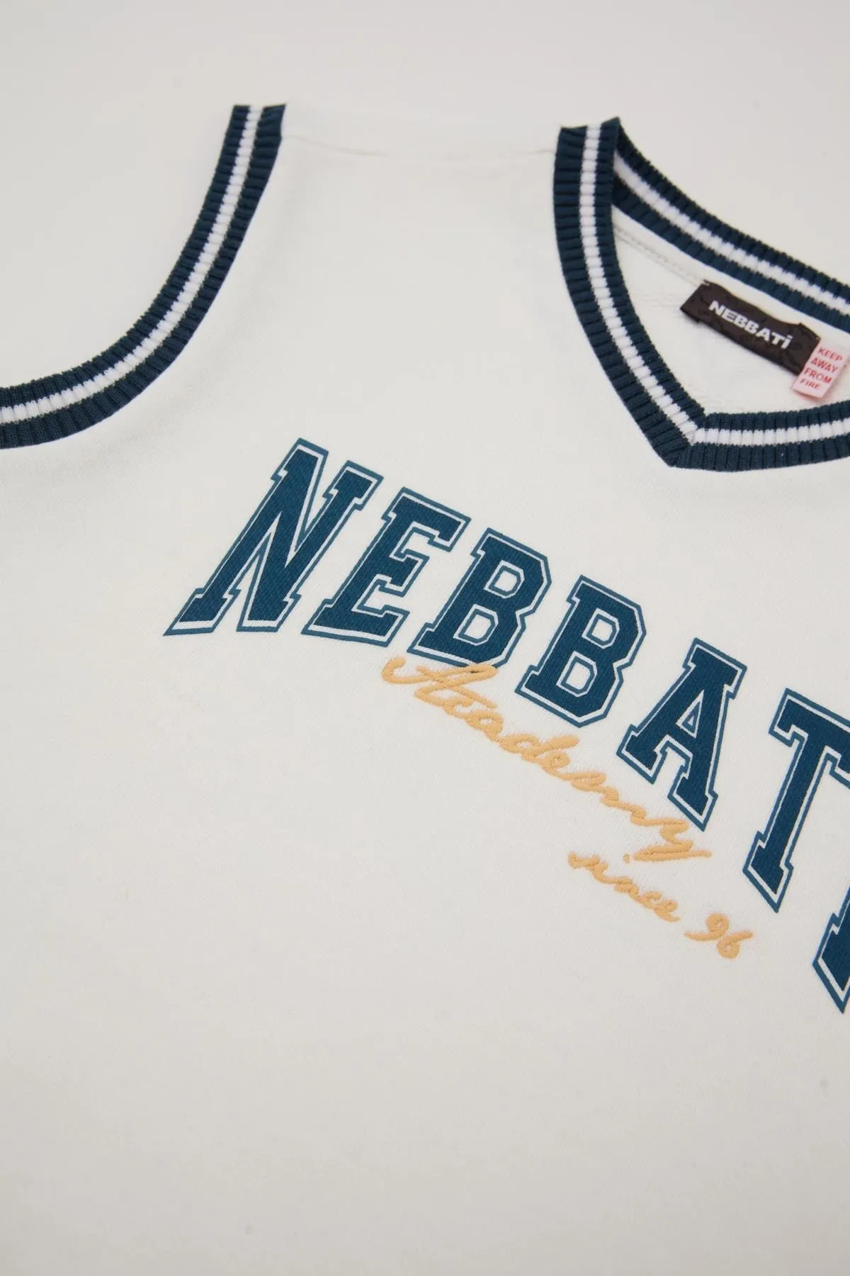 Nebbati  Weißer Jungenpullover 22pfwnb3416