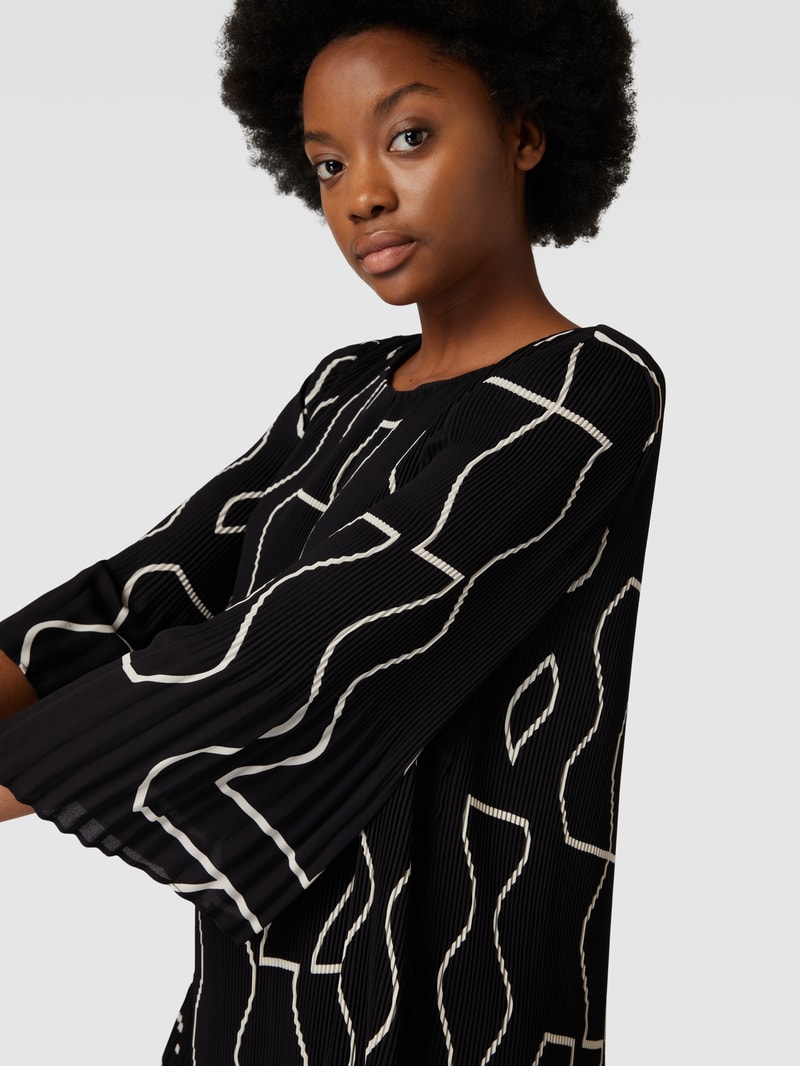 Minikleid mit Plisseefalten in schwarz