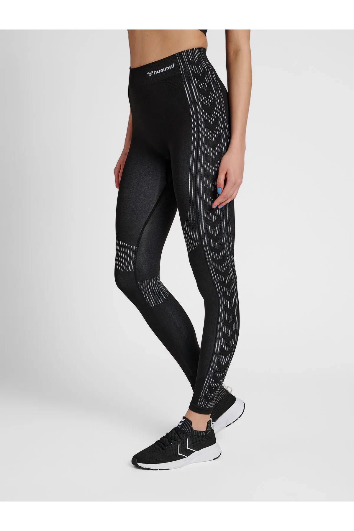 hummel  hmlFORMENDE NAHTLOSE MW-STRUMPFHOSE