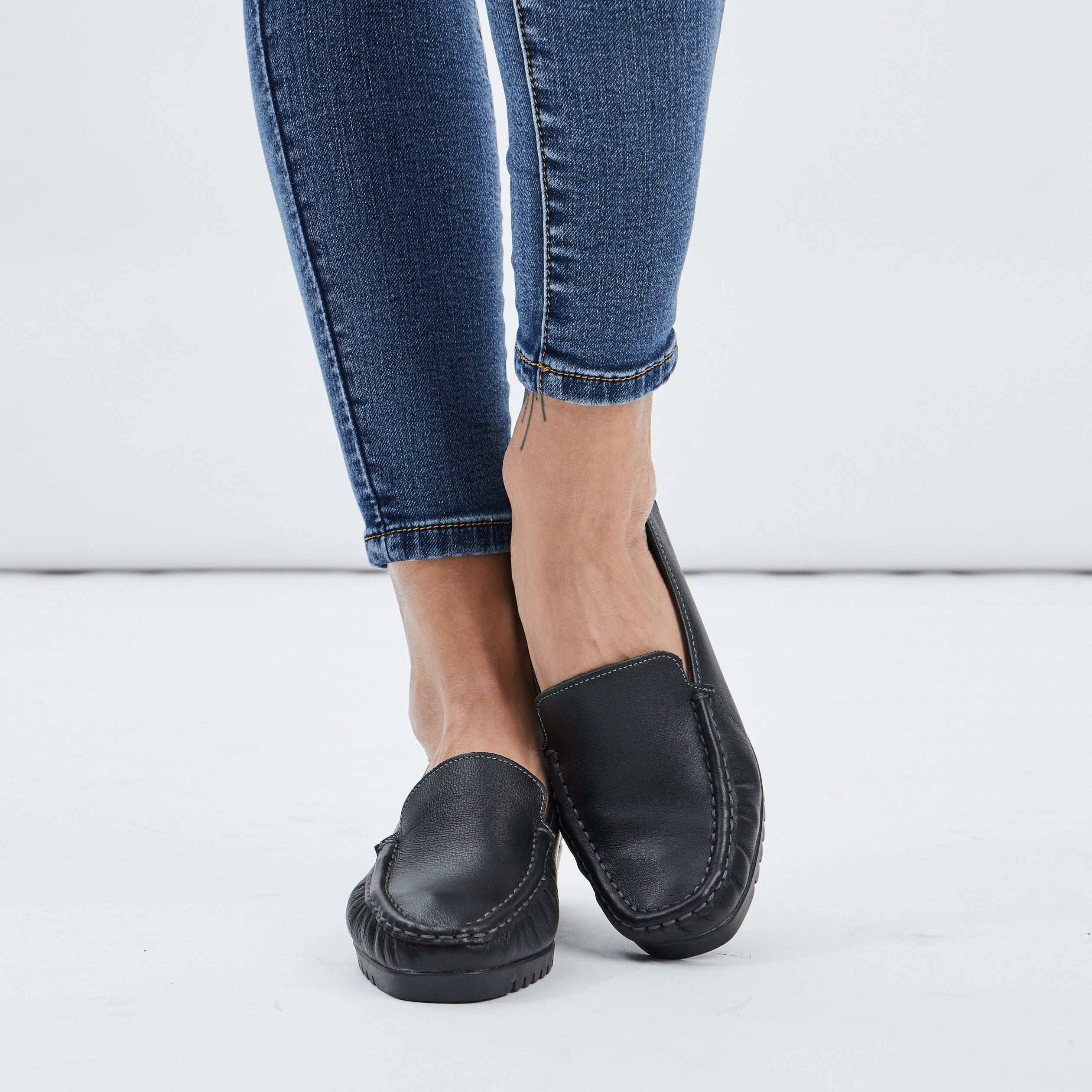 Mocassins en cuir compensés pied large noir femme | La Halle