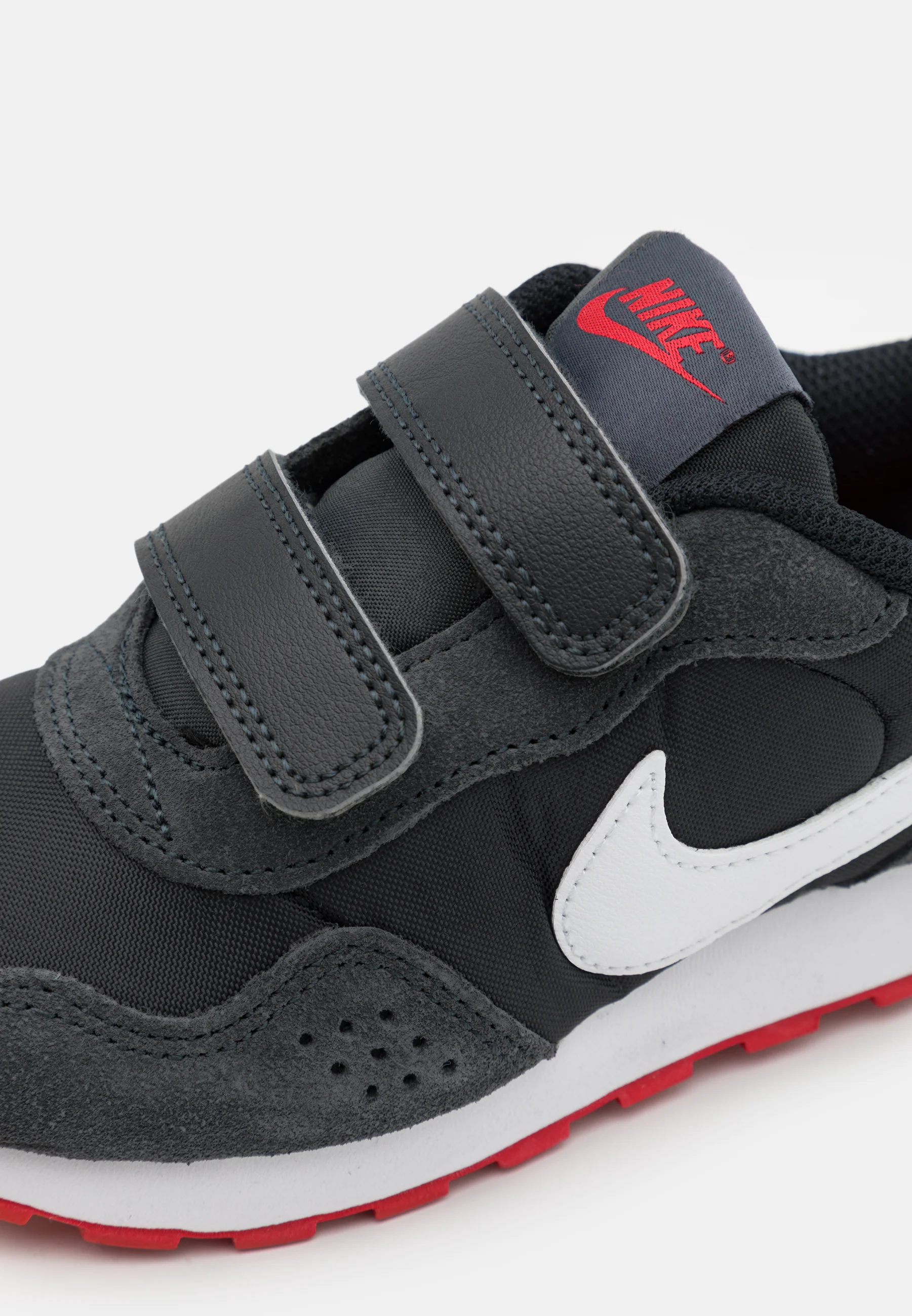 Nike Sportswear NIKE MD VALIANT (PSV) - Zapatillas bajas