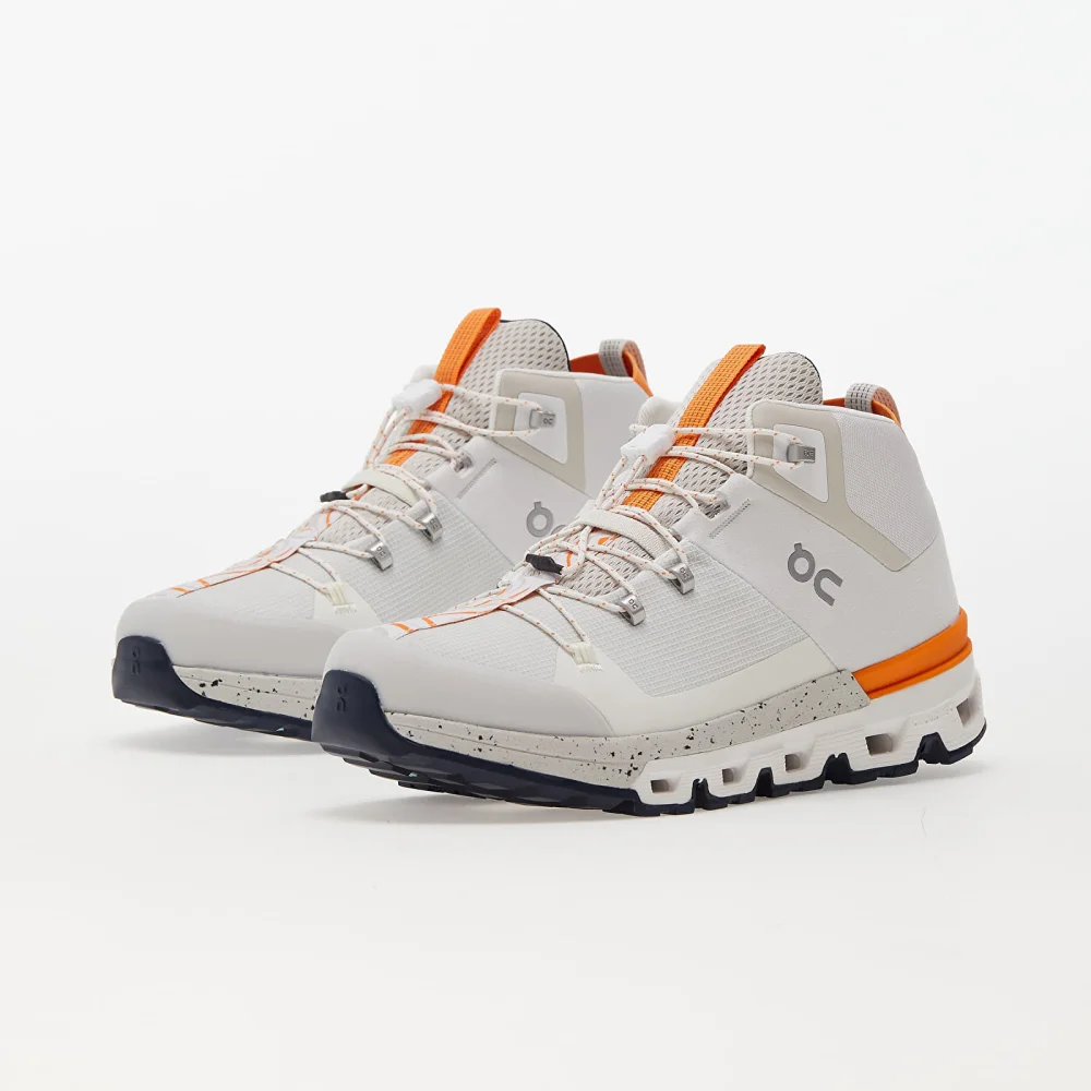ON Cloudtrax 53.98405 / weiss