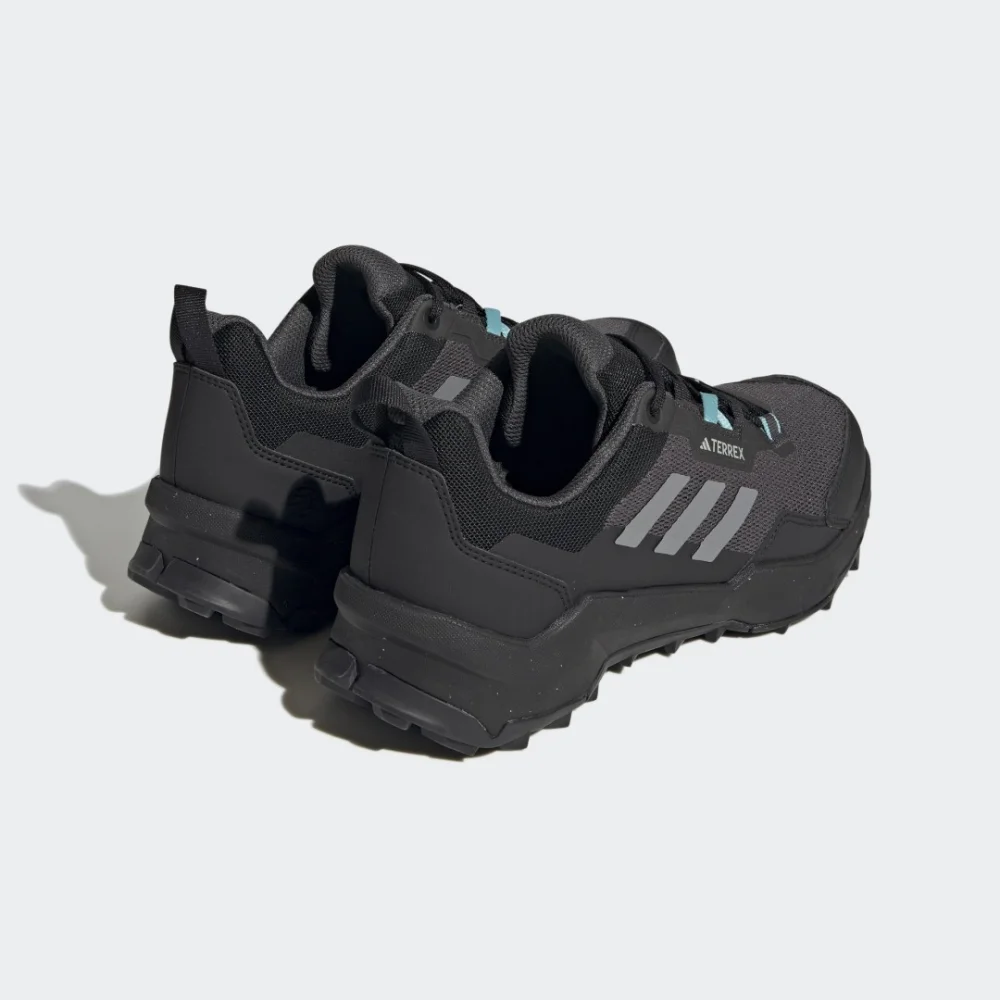 adidas AX4 HQ1045 / schwarz