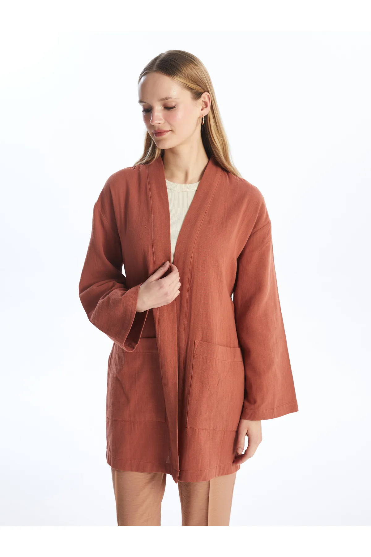 LC Waikiki  Einfarbiger langärmliger Damen-Kimono mit Schalkragen