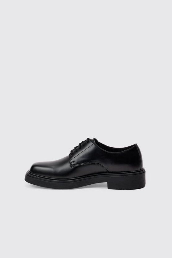 Geschnürte PU Loafer in Schwarz