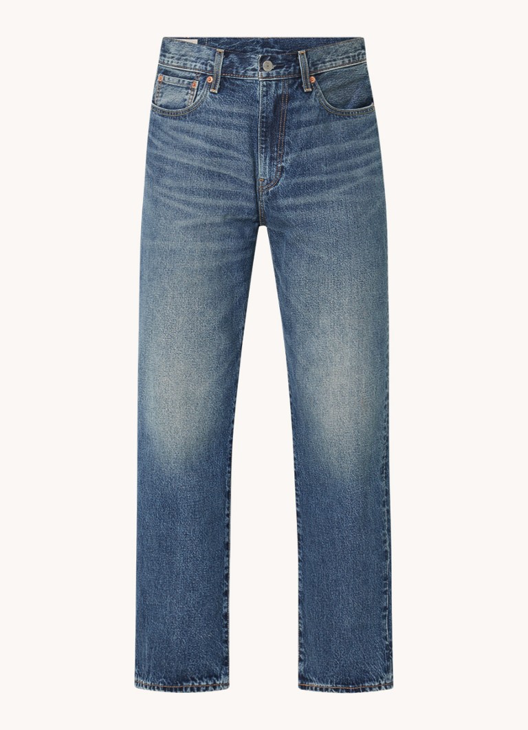 Calça jeans Levi's 568 de modelagem solta e lavagem média.