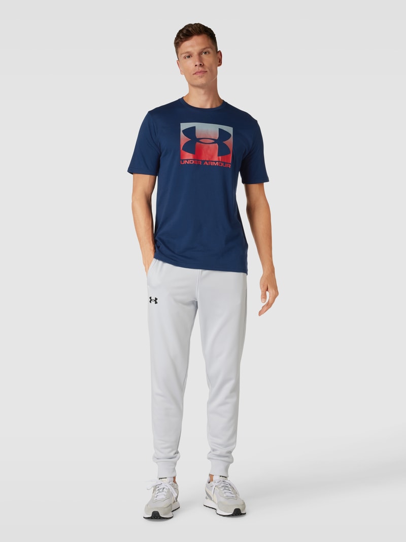 T-Shirt mit Label-Print in marineblau