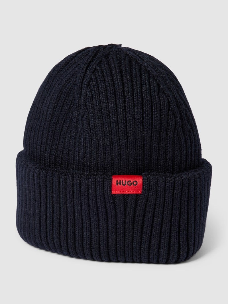 Beanie mit Label-Detail Modell 'Xishon' in marineblau