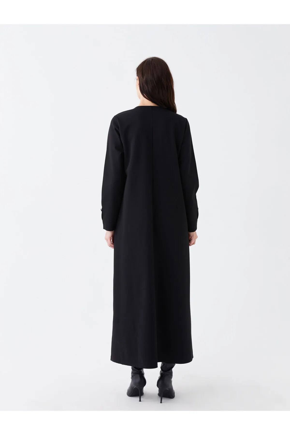 LC Waikiki  Einfarbige langärmlige Damen-Abaya mit Rundhalsausschnitt