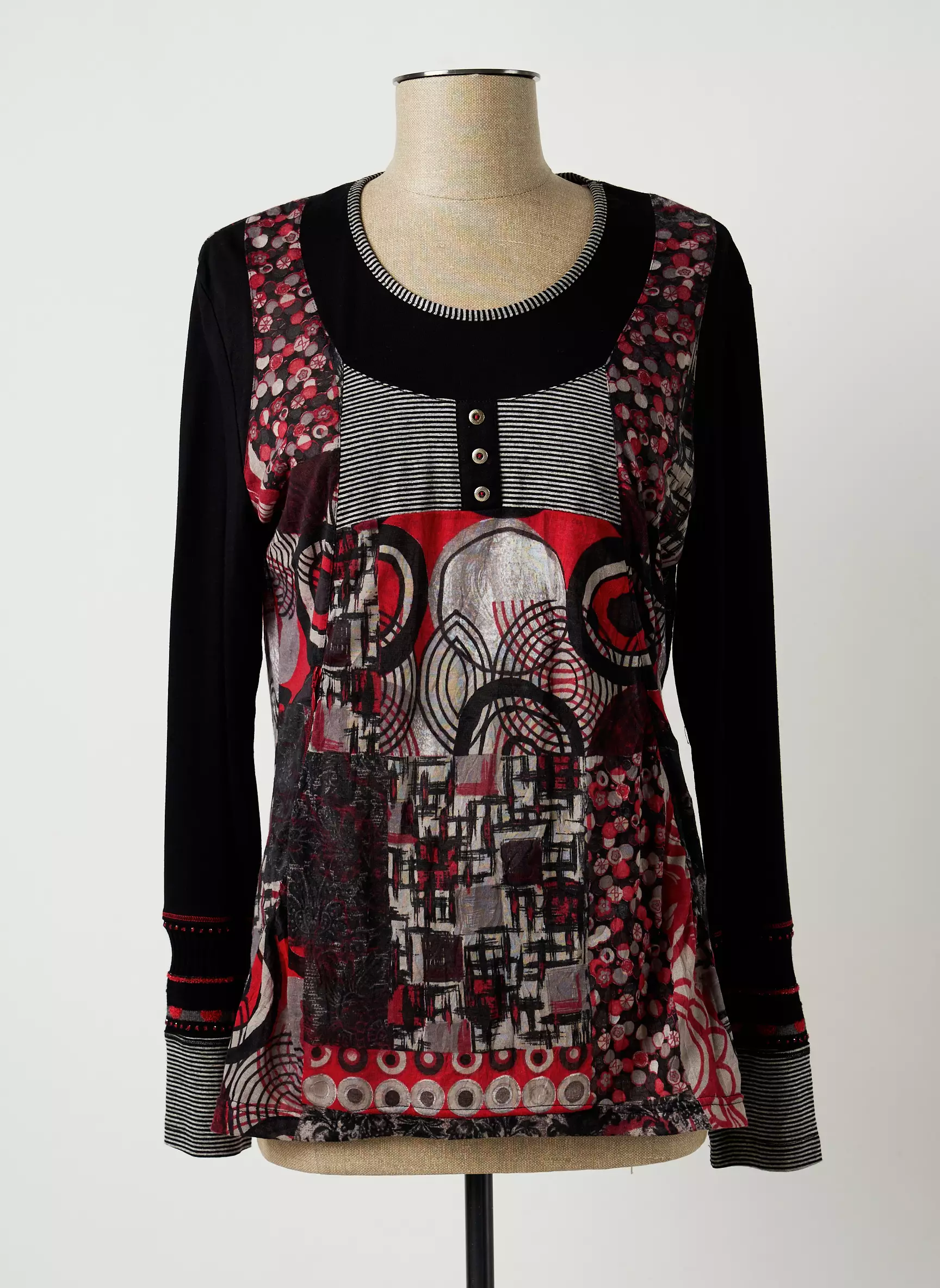 Guy Dubouis Tshirts Femme couleur noir