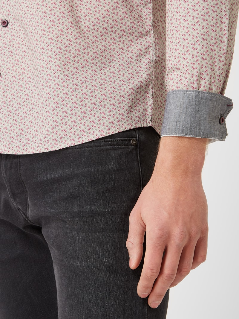 Slim Fit Freizeithemd mit Stretch-Anteil in fuchsia