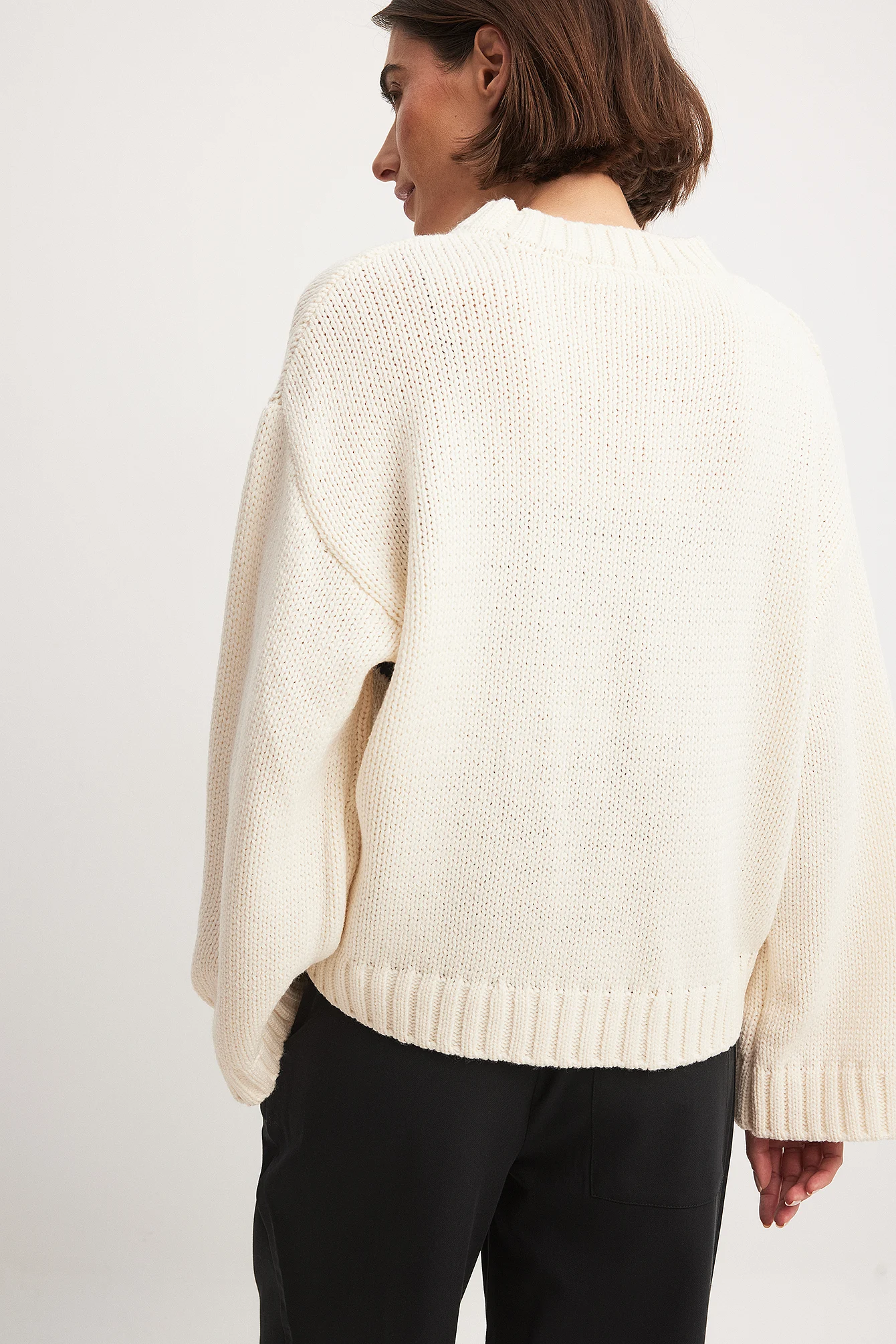 Obersized-Pullover mit Zopfmuster