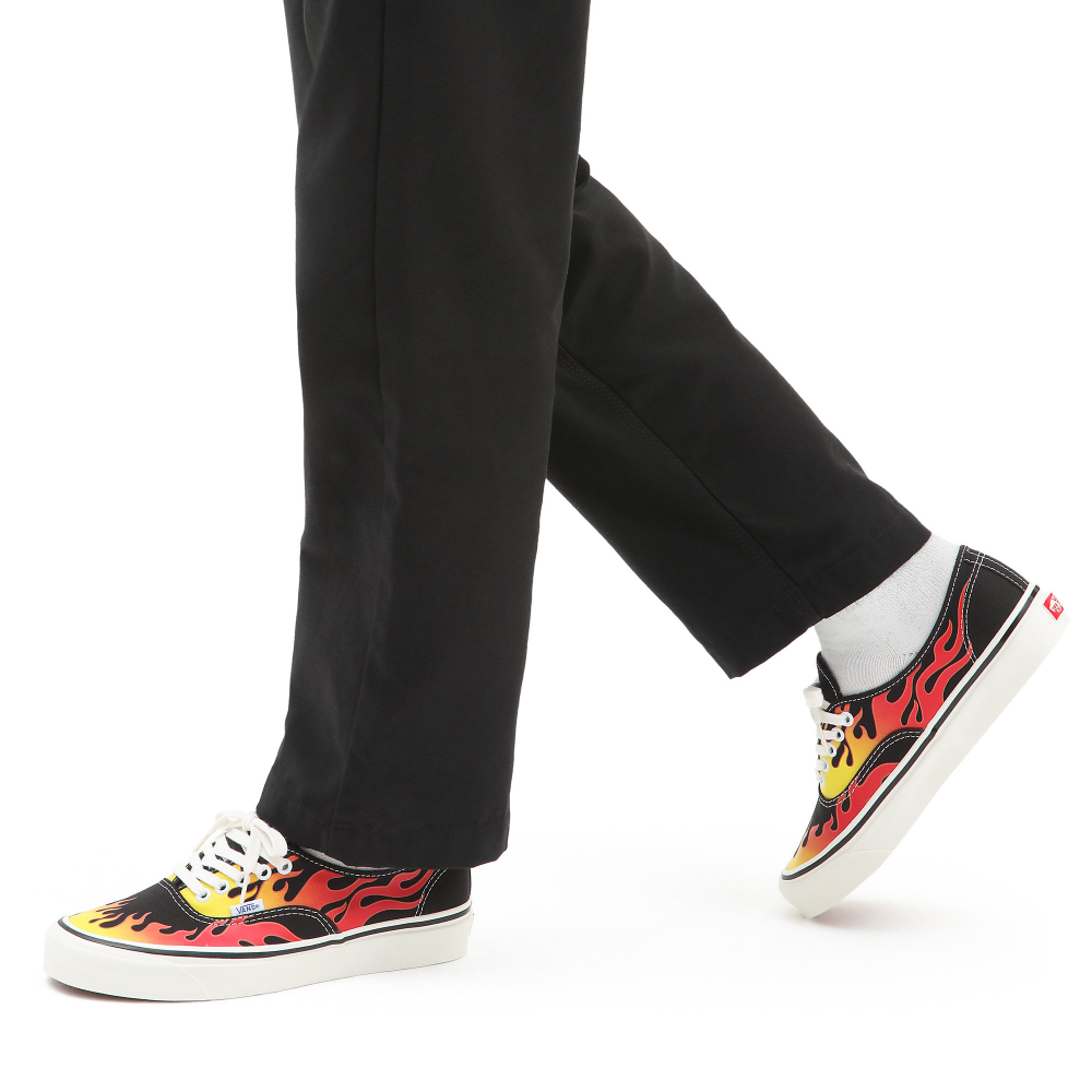 Vans Authentic 44 DX VN0A38EN4231 / schwarz
