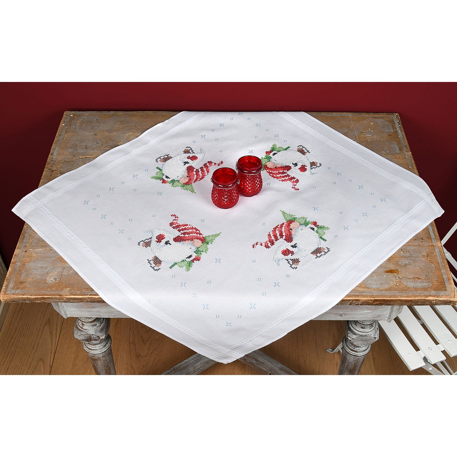 buttinette Stickmitteldecke 