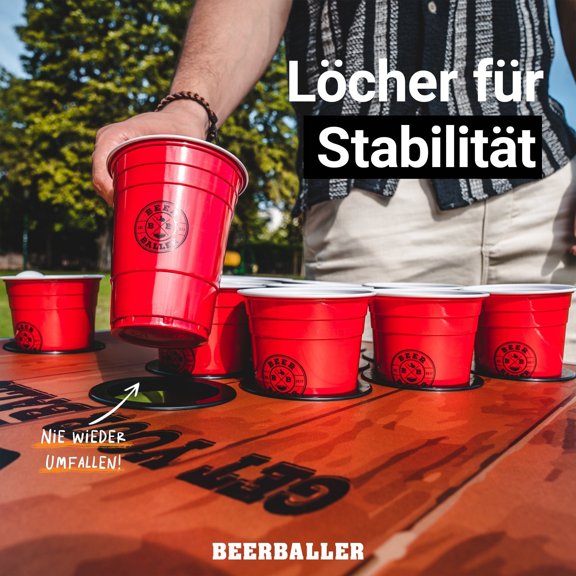 BeerBaller Klapptisch BeerBaller® Beer Pong Tisch Wood 'N' Ice - mit Kühlfach und Cupholdern