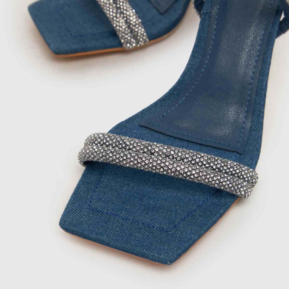 SIMMI – Marinblå högklackade klackar med Lucky Bling-motiv