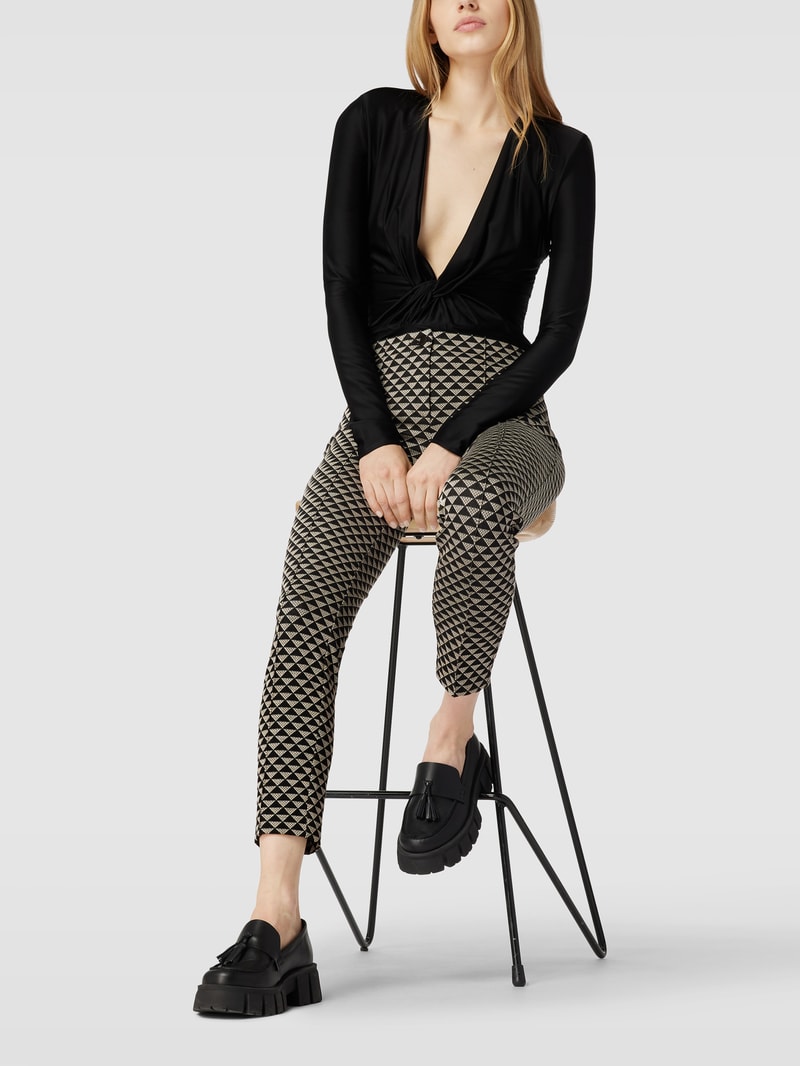 Hose mit Allover-Muster Modell 'Ros' in schwarz