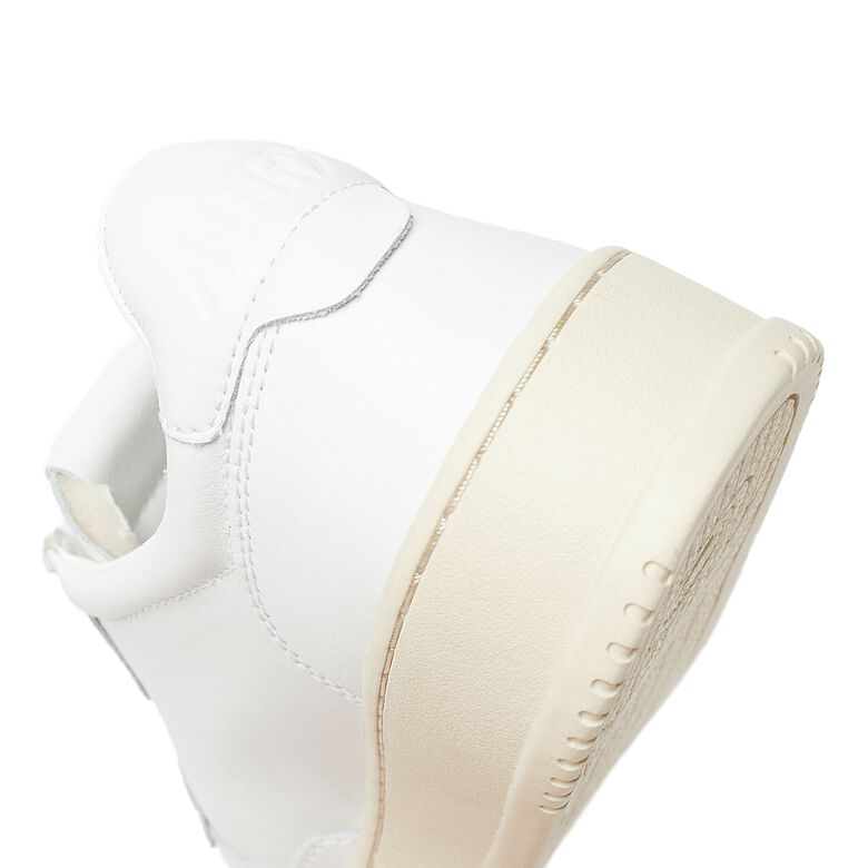 Autry 01 Low LL15 white/white