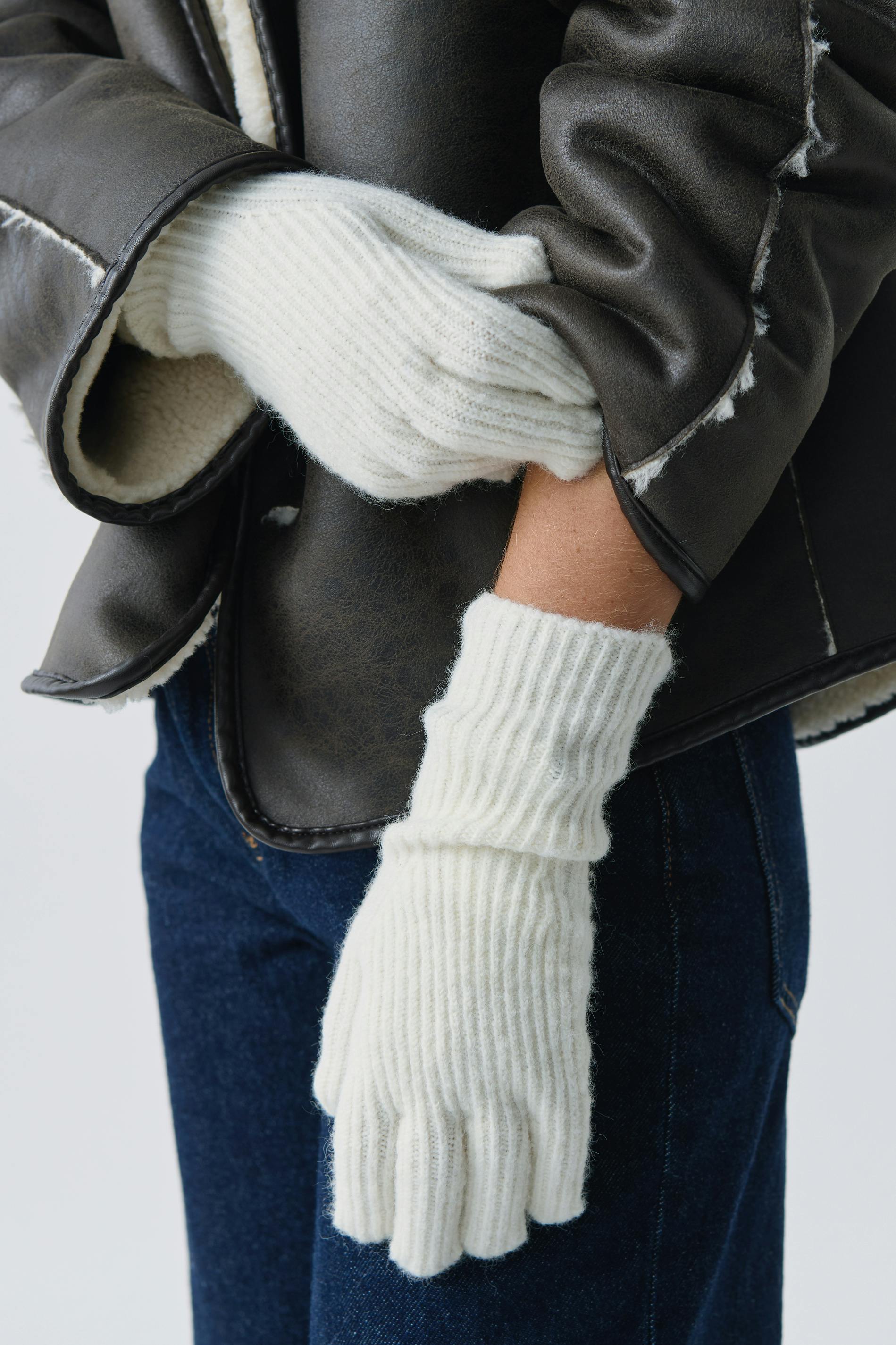 Rib gloves