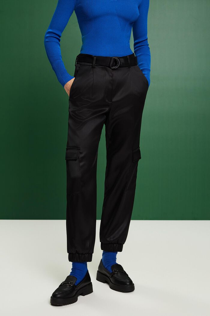 Satin-Cargohose mit Gürtel