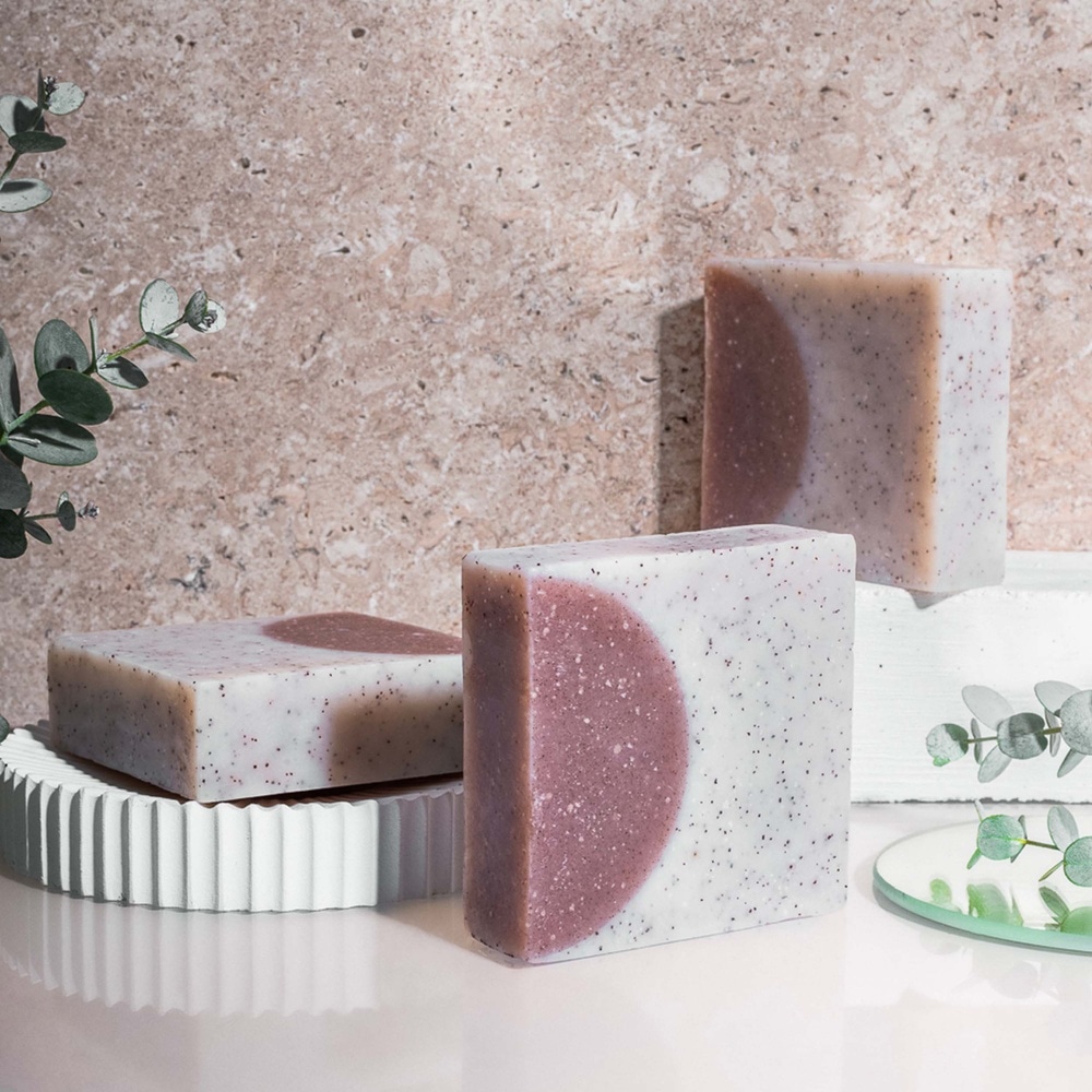 ciment DEMI-LUNE Gommage surgras corps motif Demi-lune -Fragrance Bergamotte Savon solide 100g