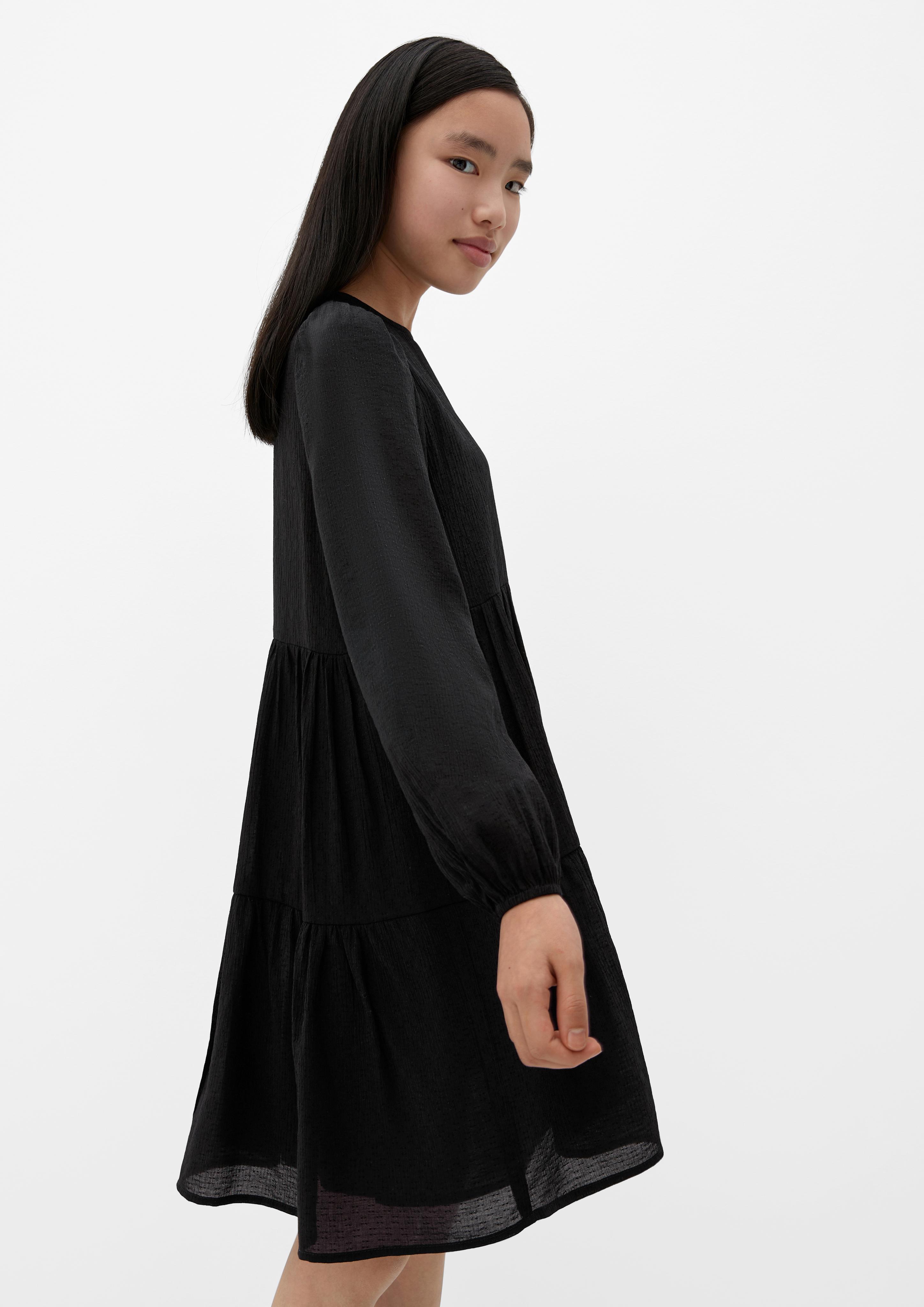 Volantkleid aus Viskosestretch  2133982-9999