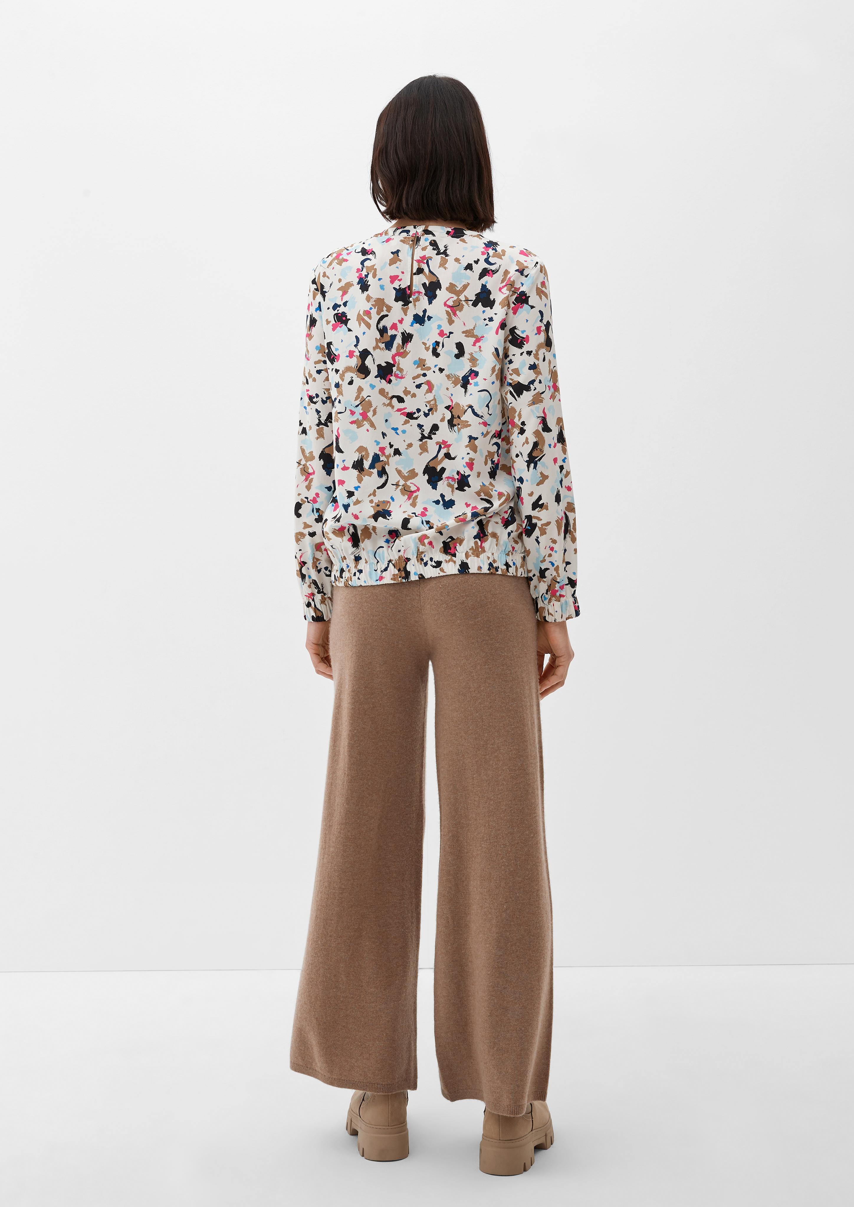 Viskosebluse in abstraktem Muster  2124883-02A0