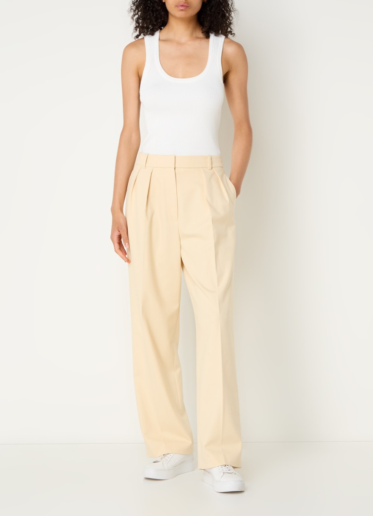 Pantaloni Tommy Hilfiger cu talie înaltă, drepți și detalii plisate.