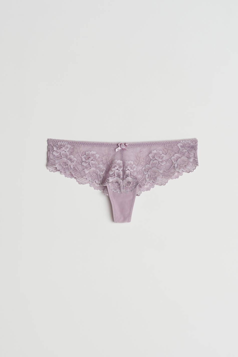 Lace string