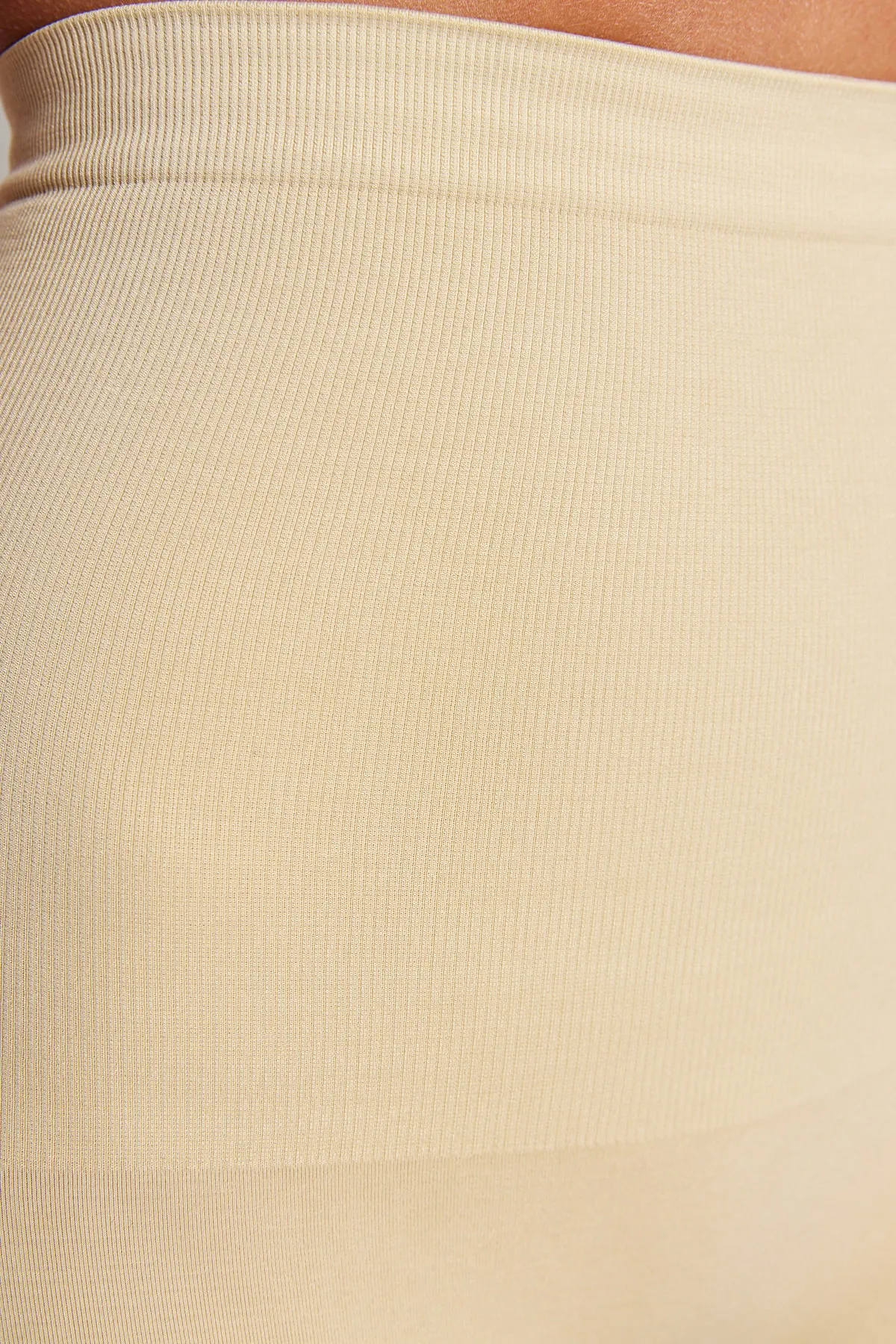 Trendyol Collection  Skin Seamless/Seamless Recovery Strickkorsett mit hoher Taille und Shorts THMSS23KS00002