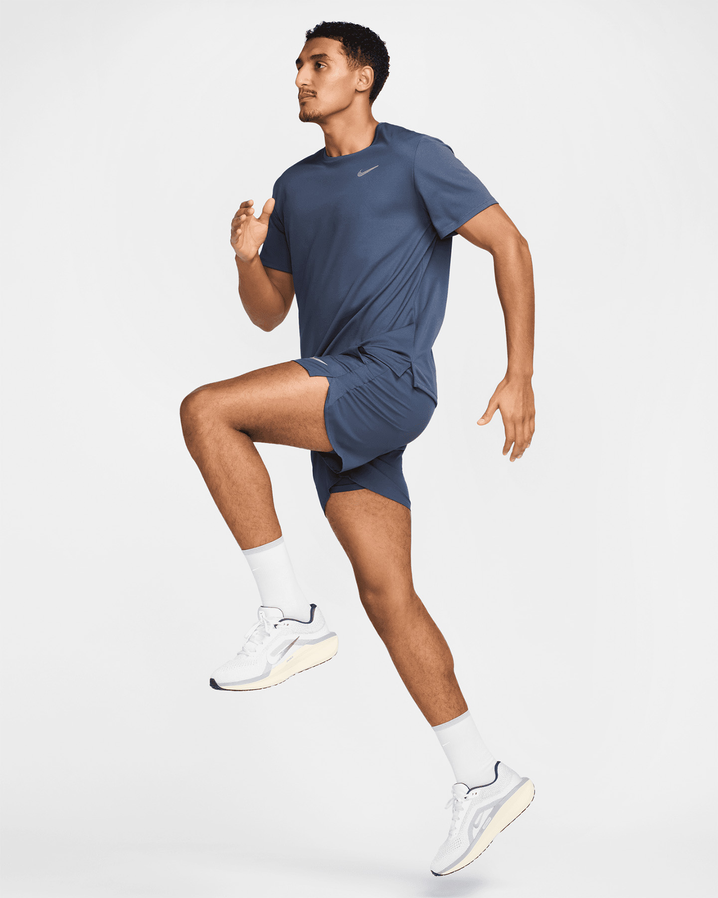 Koszulka do biegania Nike Miler M DV9315-437