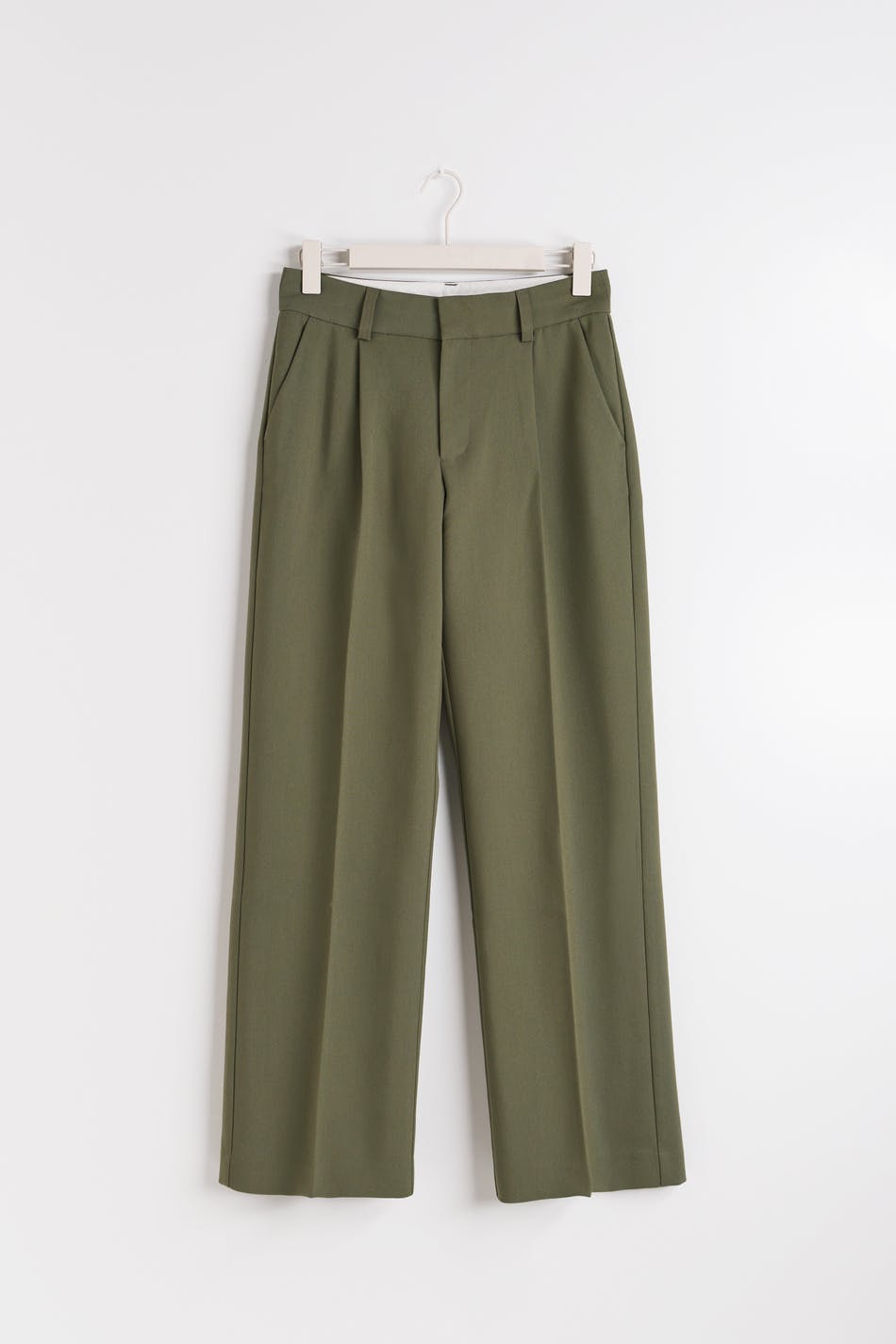 Low waist tall trousers