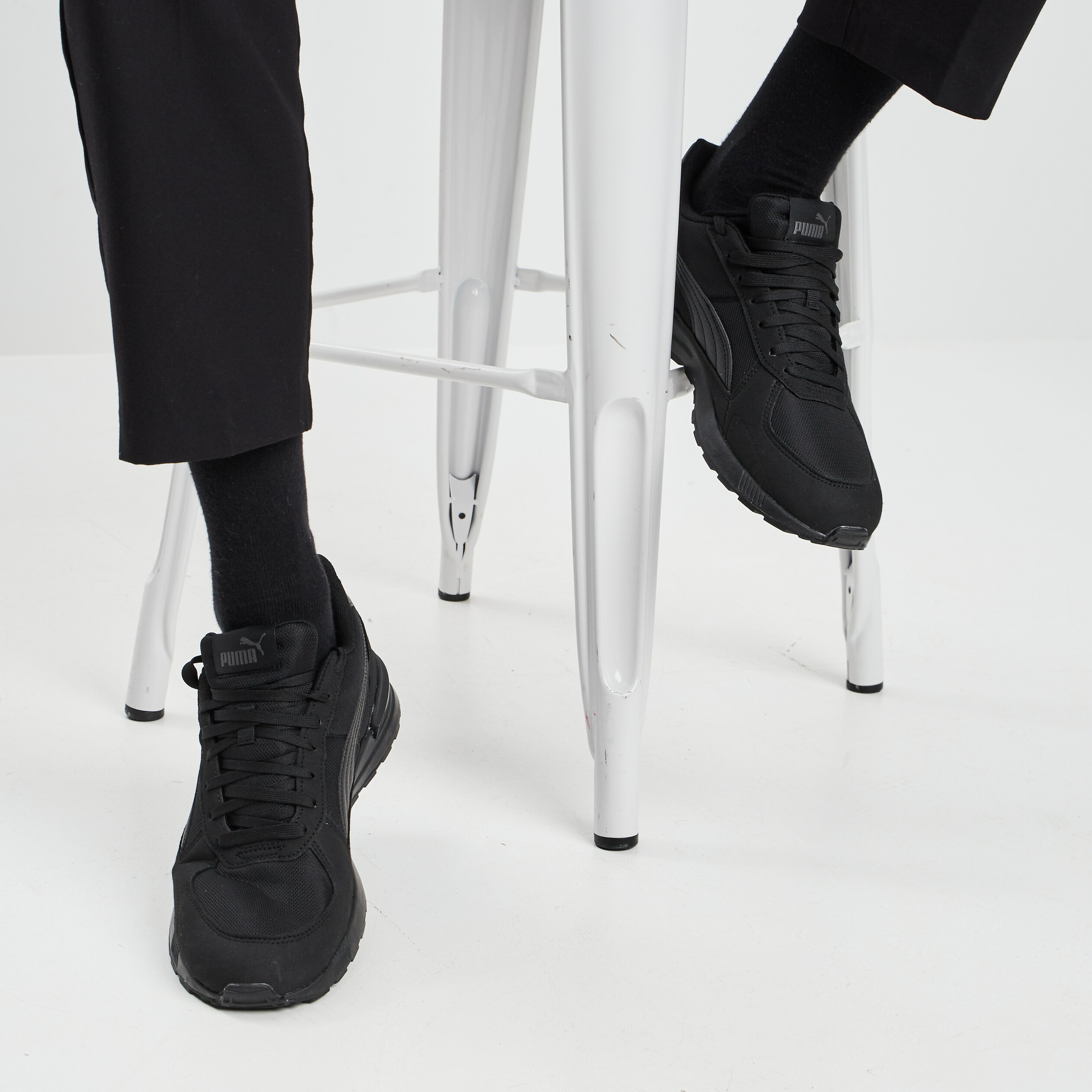 Runnings à lacets Puma Graviton noir homme | La Halle