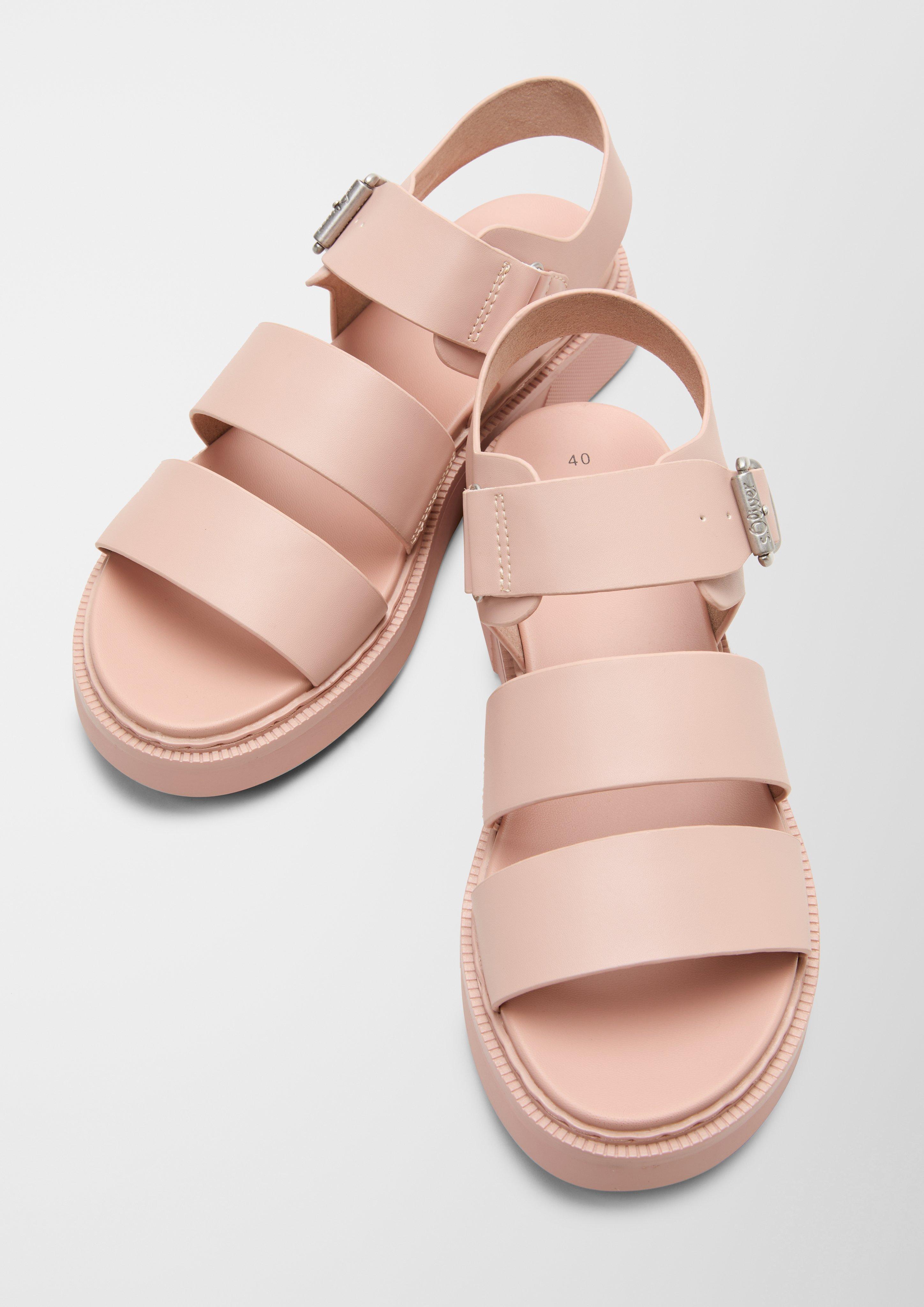 Sandalen im legeren Look  1235091-544