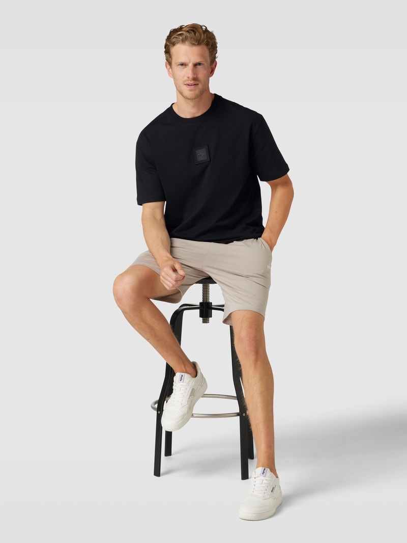 T-Shirt mit Label-Patch Modell 'Talboa Lotus' in schwarz