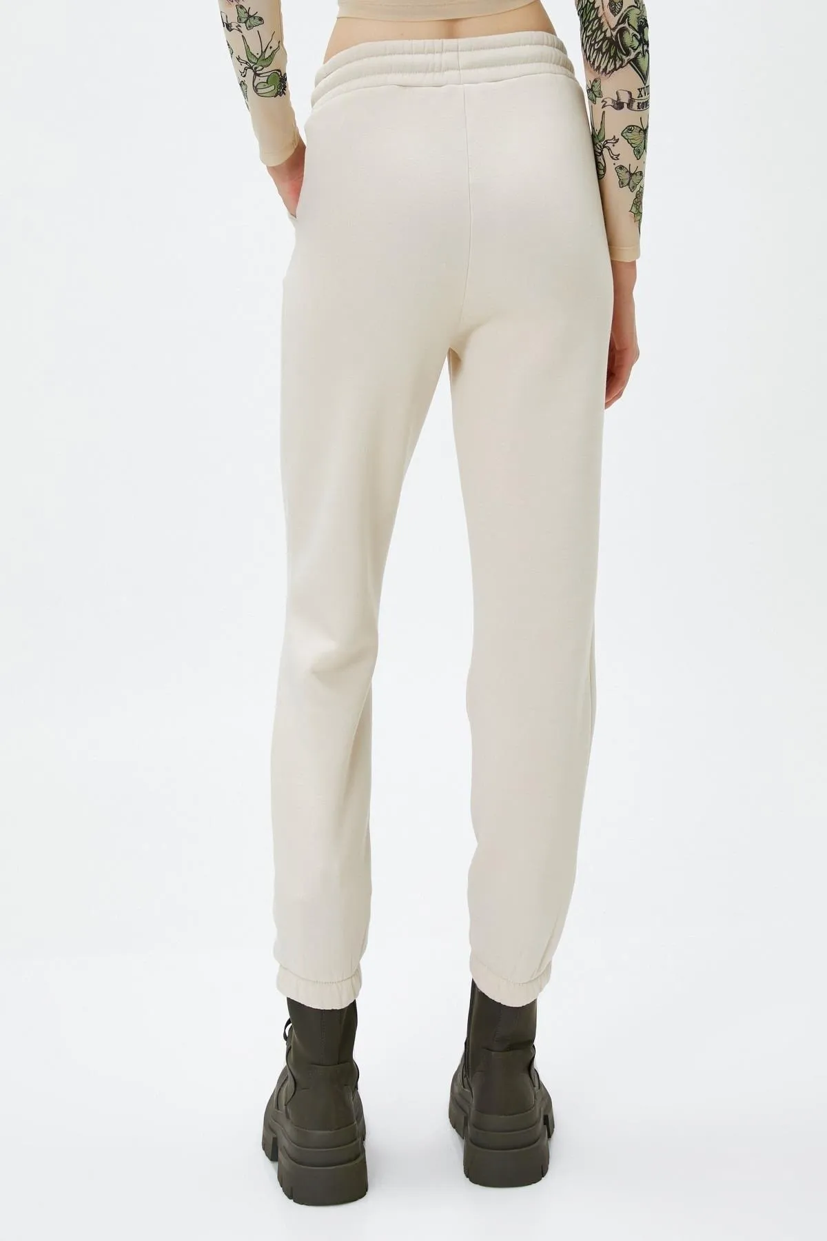 Koton  Damen-Jogginghose mit elastischem Bund, Schnürung und Taschendetail, Beige