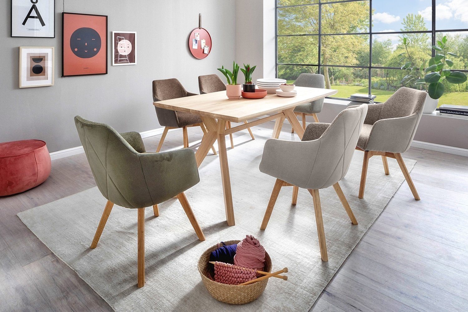 Vito Polsterstuhl REMAL, Cappuccinofarben, Mikrofaser, Webstoff, (1 St), mit drehbarer Sitzschale, Gestell aus Massivholz