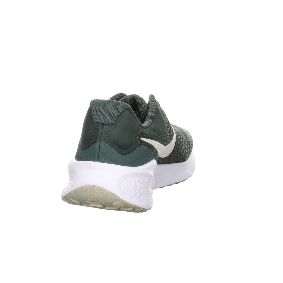 Nike Revolution 7 Sneaker