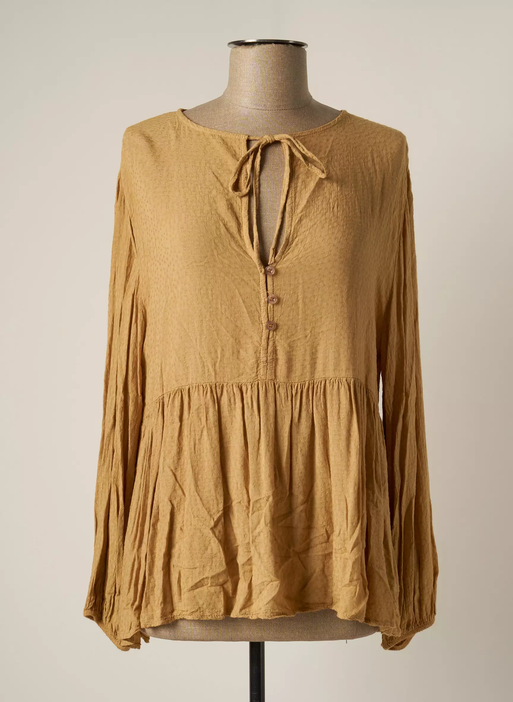 Andromede Blouses Femme couleur beige