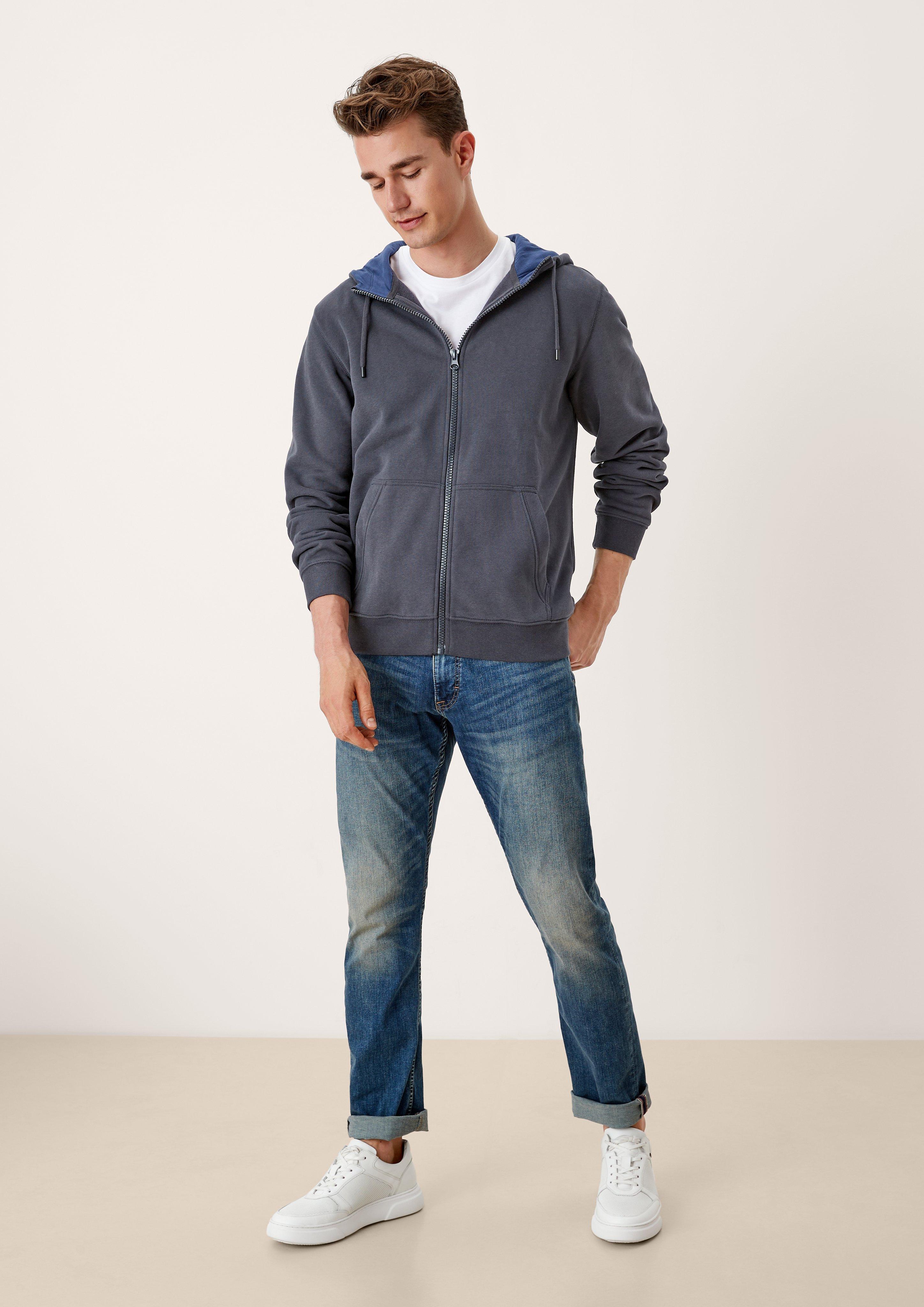 Sweatjacke mit Kapuze  03.899.43.3653-5910