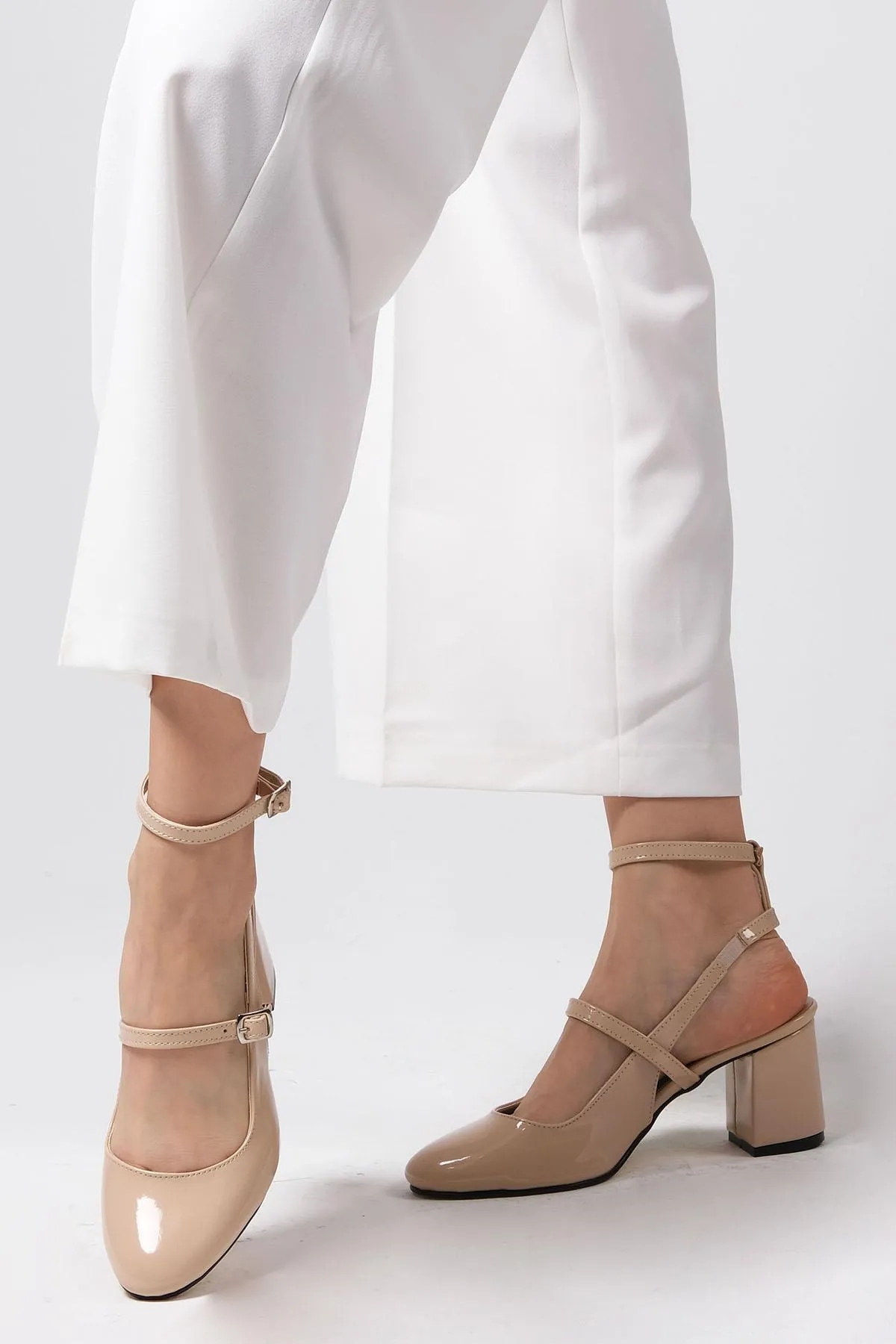 Mio Gusto  Inessa Nude offene Damenschuhe mit Absatz
