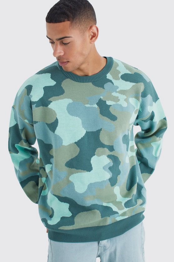 Zerrissener Oversize Pullover mit Camouflage-Print