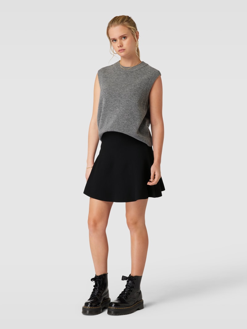 Minirock mit elastischem Bund Modell 'SALINA' in schwarz