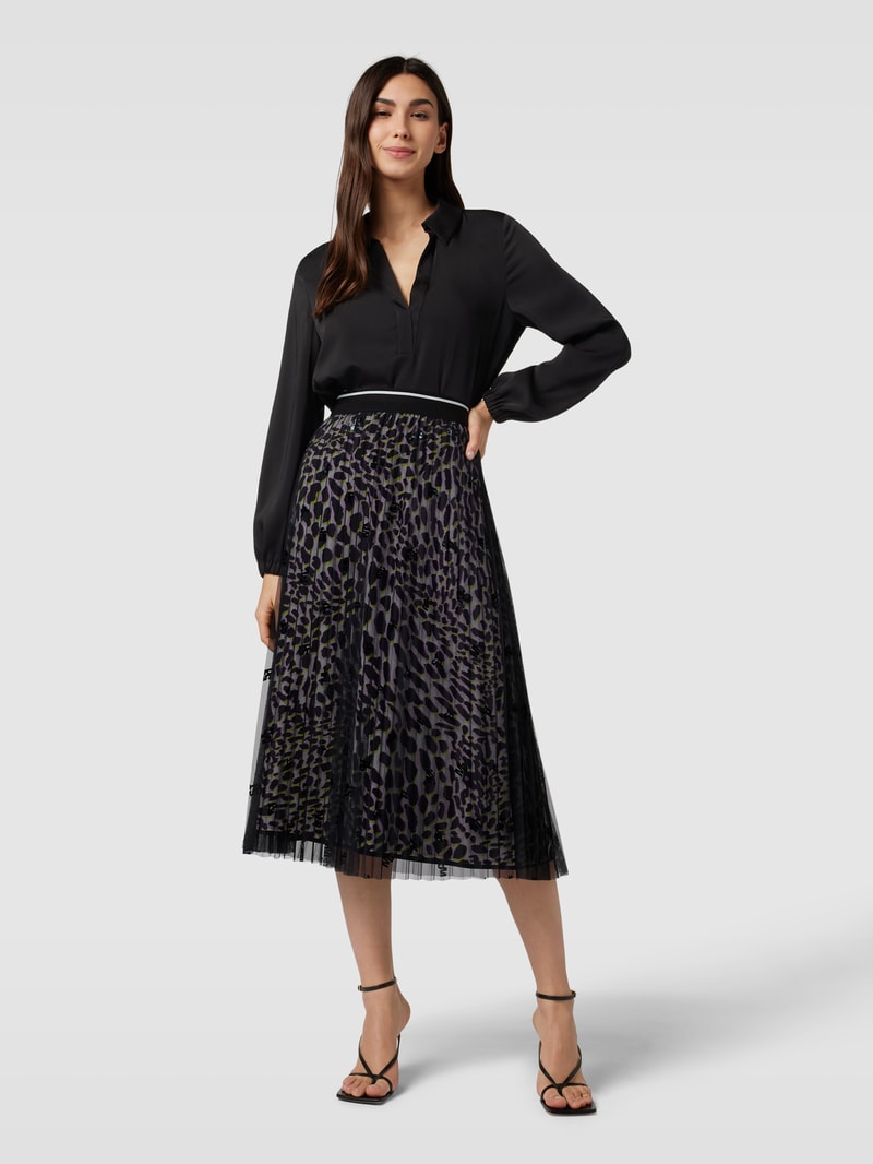Bluse mit Umlegekragen in black