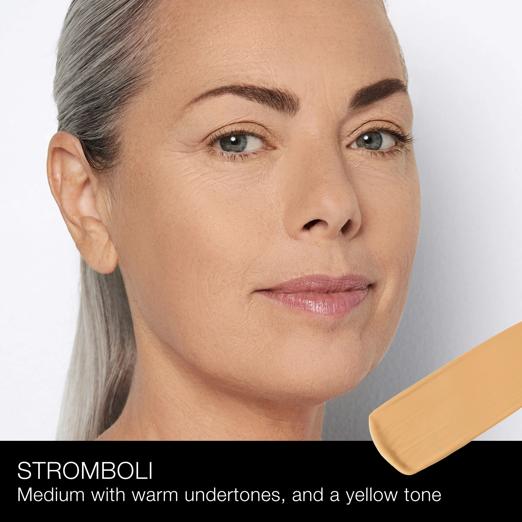 Base de maquillaje líquida suave para el rostro