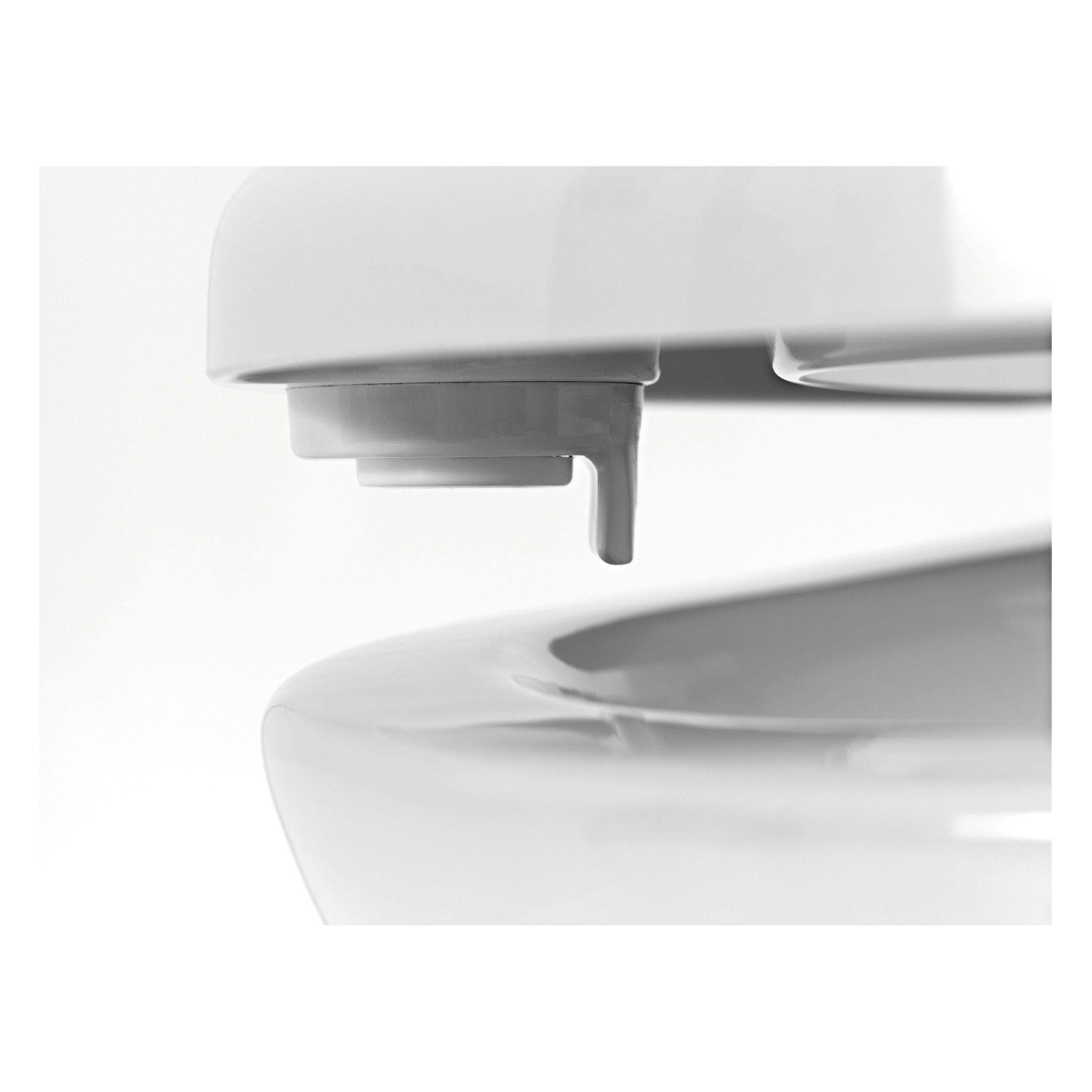 LUVETT WC-Sitz Senioren C601 (SolidFix® Befestigung), mit Absenkautomatik, Sitzerhöhung 5 cm