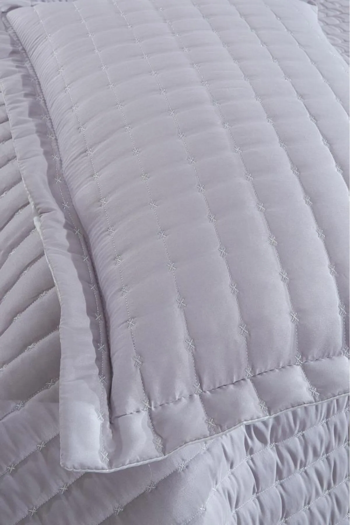 Çeyiz Diyarı  Gesteppte Tagesdecke „Dublin“ für Einzelbett, Grau