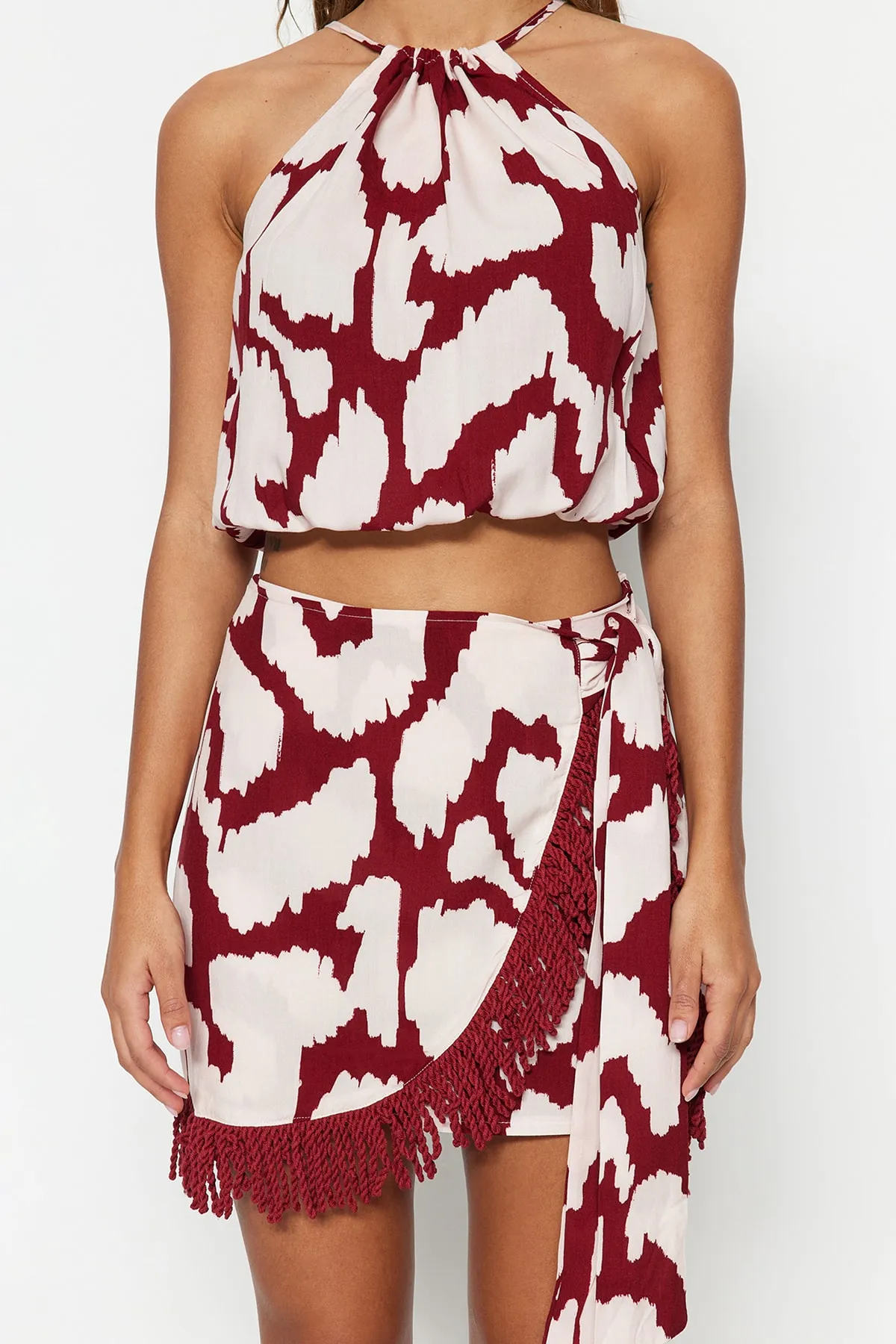 Trendyol Collection  Strick-Bluse mit Troddeln und Tiermuster, Rock-Set TBESS23AU00017