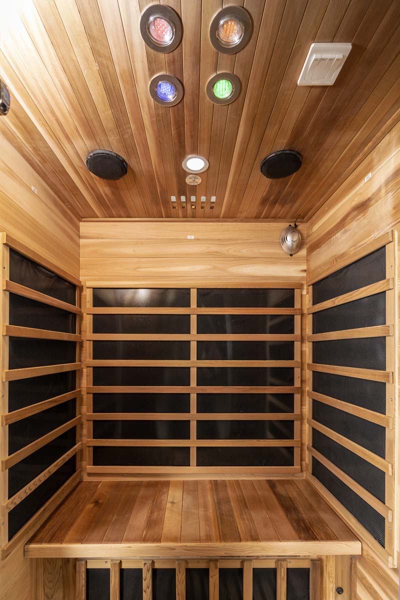 PureHaven Infrarotkabine 120x105x190 cm aus rotem Zeder-Holz Bluetooth-Soundsystem Timer Lichttherapie in 4 Farben digitale Steuerung