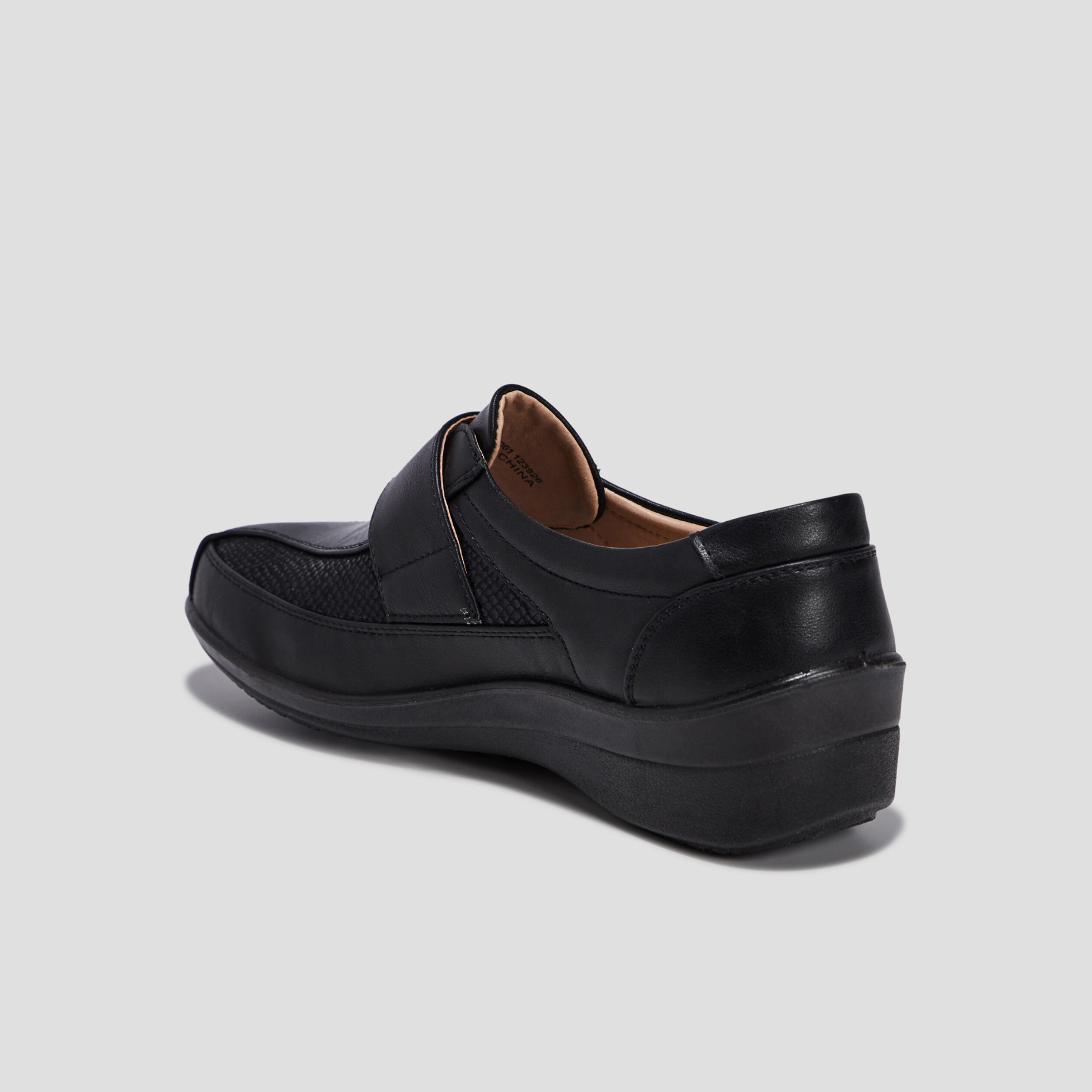 Loafers compensés en cuir noir femme | La Halle